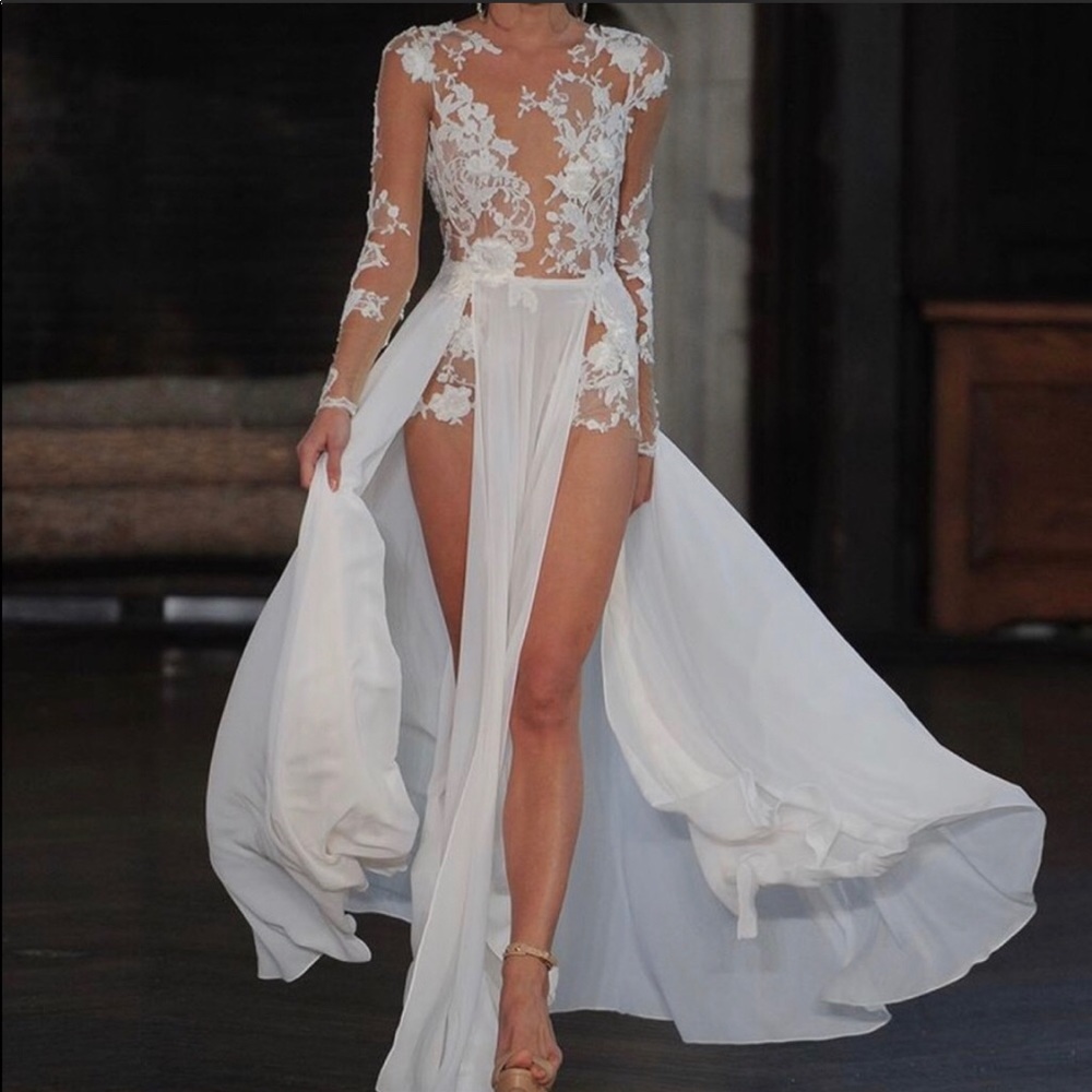 🥂Fabulous Berta gown🥂 SOLD